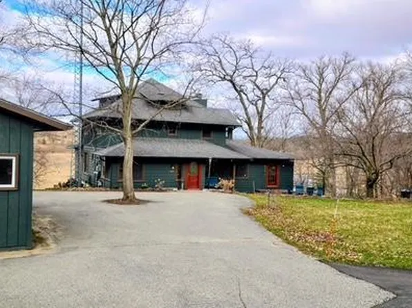 15 2nd Ave SW, Oronoco, MN 55960