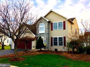 108 W Lincoln Dr, Wernersville, PA 19565