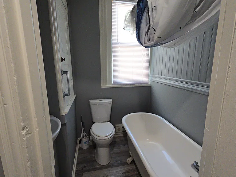 206 E Broad St #2 — Photo 5