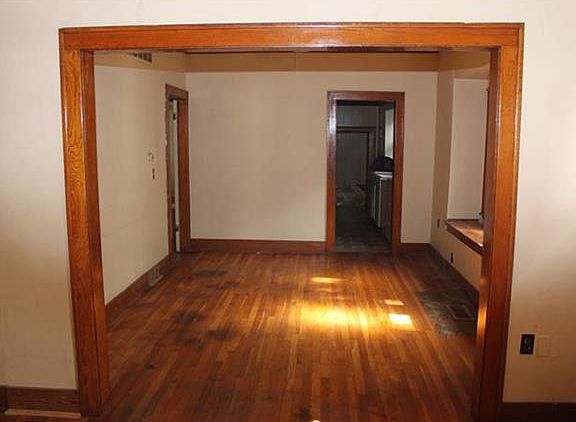 5th image of 1255 Denver Ave