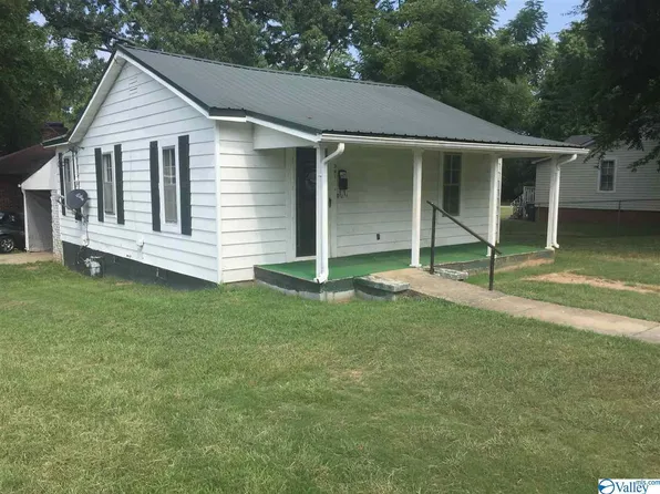 301 Sanders St, Athens, AL 35611