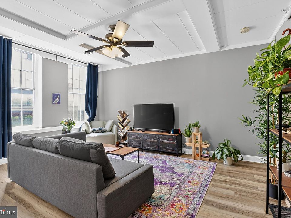 1st image of 44 S 3rd St APT 3