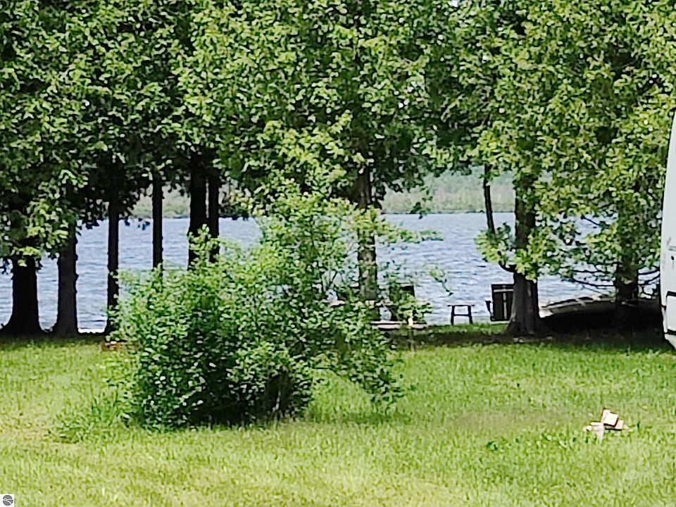 5433 Indian Trl, Frankfort, MI 49635 MLS 1901221 Zillow