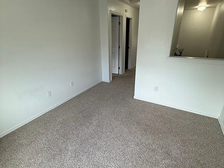 10588 Wells Point — Photo 11