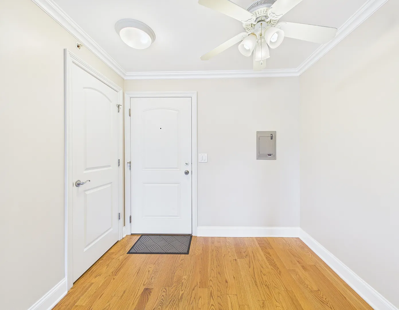 1 bed, 772 sqft, $1,650 — Photo 2