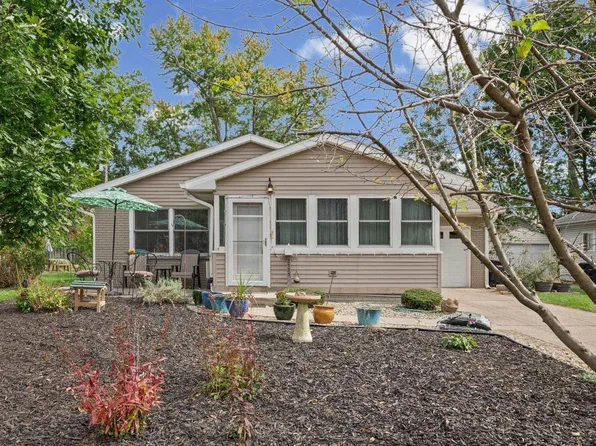 2525 Lafayette Dr, Lafayette, IN 47909