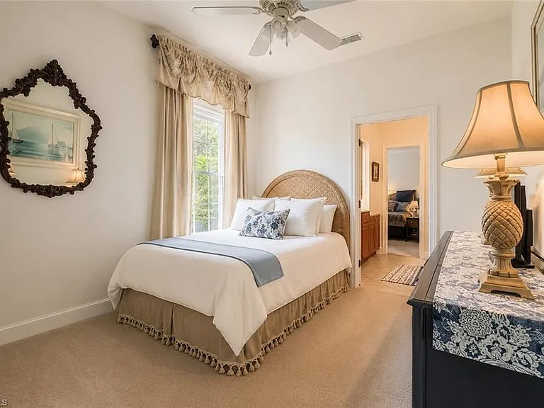 8263 Potomac Ln — Photo 42