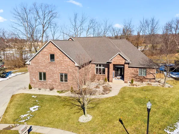 1356 Rutherglen Ct, Danville, IN 46122