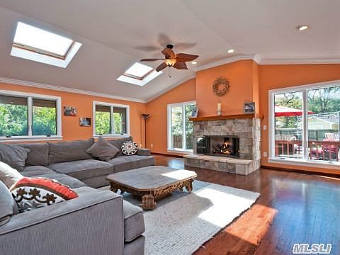 2nd image of 158 Brooksite Dr