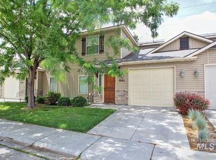 541 S Blue Pine Ln, Boise, ID 83709