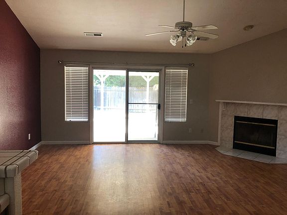 2nd image of 1748 Edwin Dr