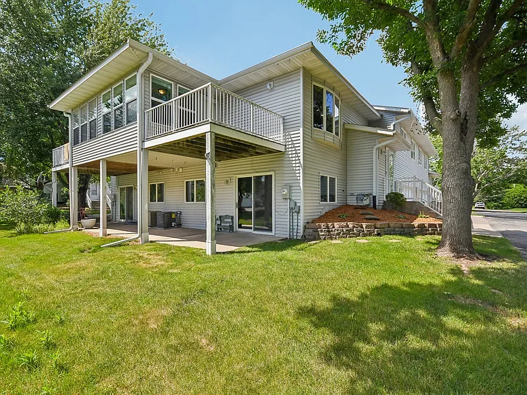 3525 Cory Ln — Photo 40