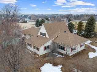 401 S Oak St, Carson, IA 51525