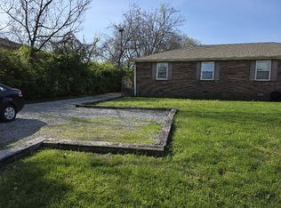 735 Long Hollow Pike, Gallatin, TN 37066