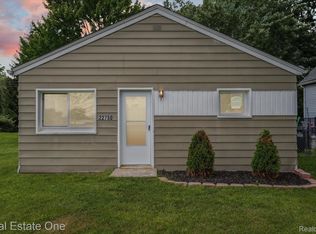 22750 Wick Rd, Taylor, MI 48180