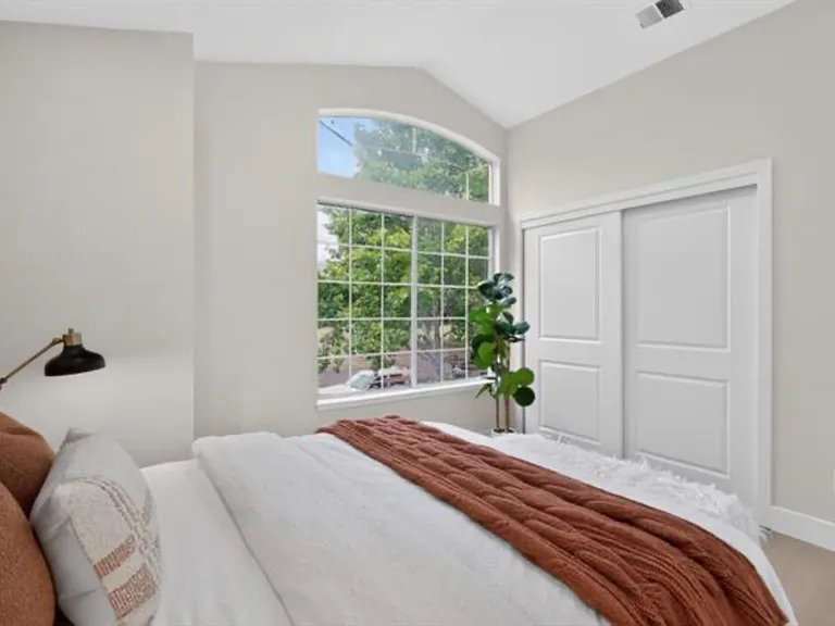 7351 Forsum Rd — Photo 9