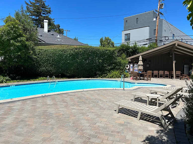 500 Almer Rd #103 — Photo 32