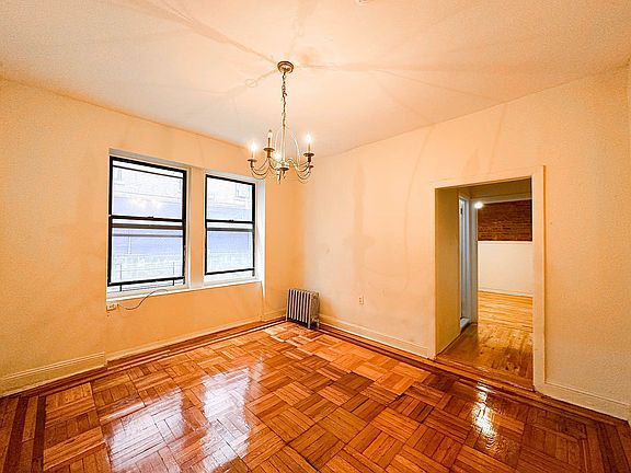 3rd image of 665 W 160th St APT 1B