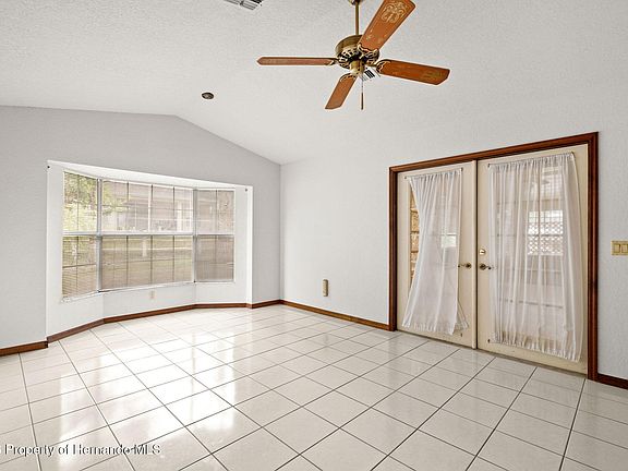 5th image of 4210 Augustine Rd