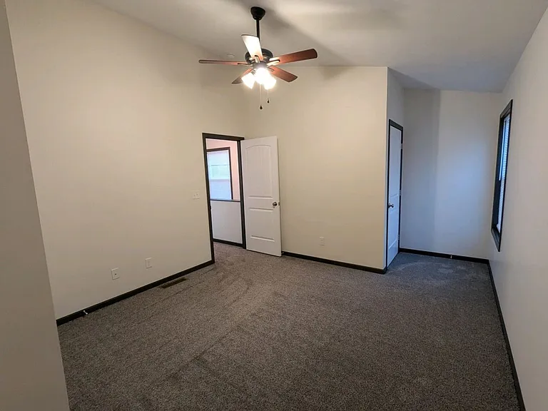 585 Birch Hill Dr #37 — Photo 13