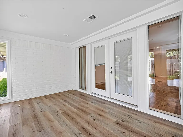 5310 Indigo St — Photo 15