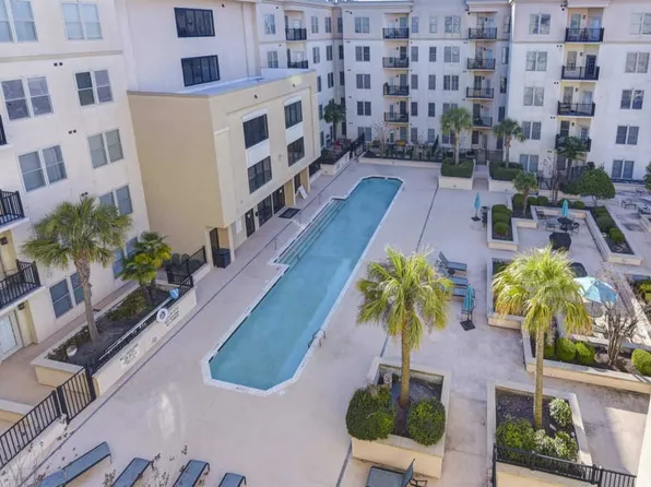 601 Main St APT 512, Columbia, SC 29201