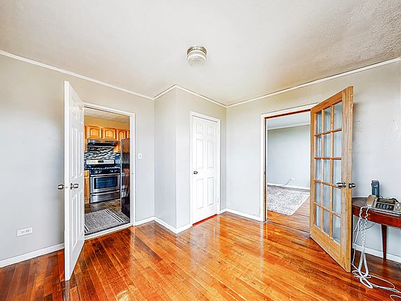 5th image of 1200 E 53rd St APT 7E