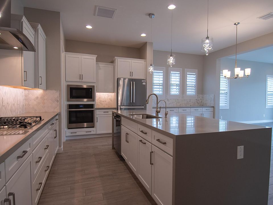 1st image of 21832 N 32nd Pl