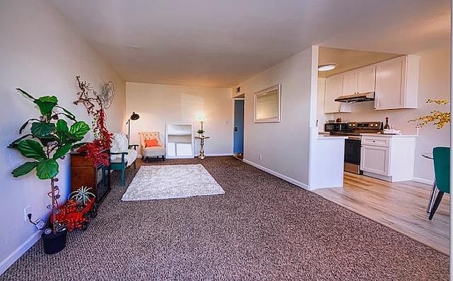1st image of 181 Del Medio Ave APT 302