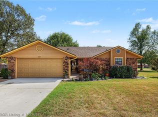 5217 S 94th Cir, Fort Smith, AR 72903