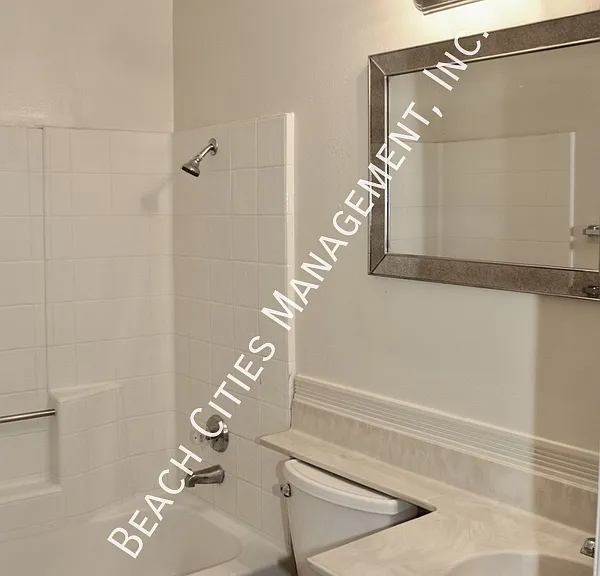 1723 Cedar Ave #211 — Photo 11