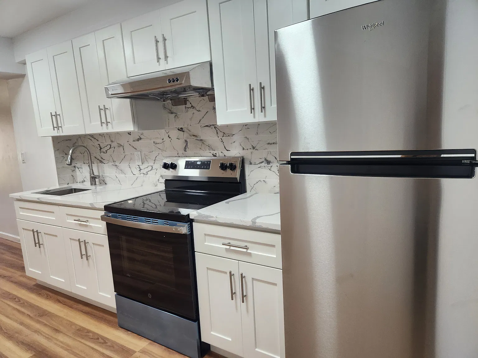 1 bed, 800 sqft, $2,200 — Photo 1