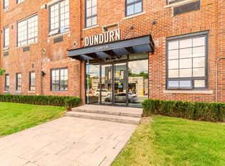 220 Dundurn St S #210, Hamilton, ON L8P0C1