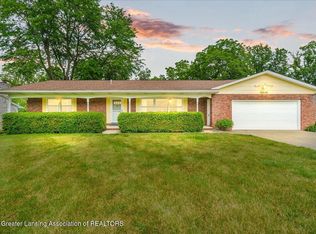 10648 Bobsyl Ln, Grand Ledge, MI 48837