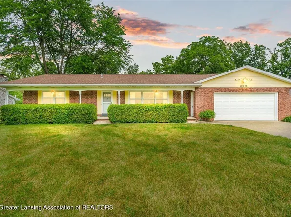 10648 Bobsyl Ln, Grand Ledge, MI 48837