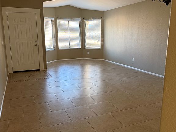 4th image of 43865 W Wade Dr
