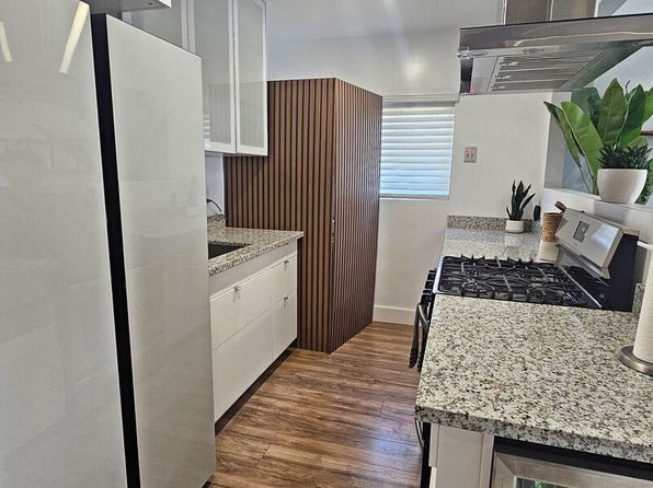 santa-clarita-california-20207569 picture