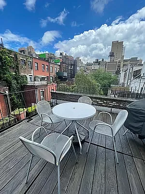 Rented by Compass | media 18