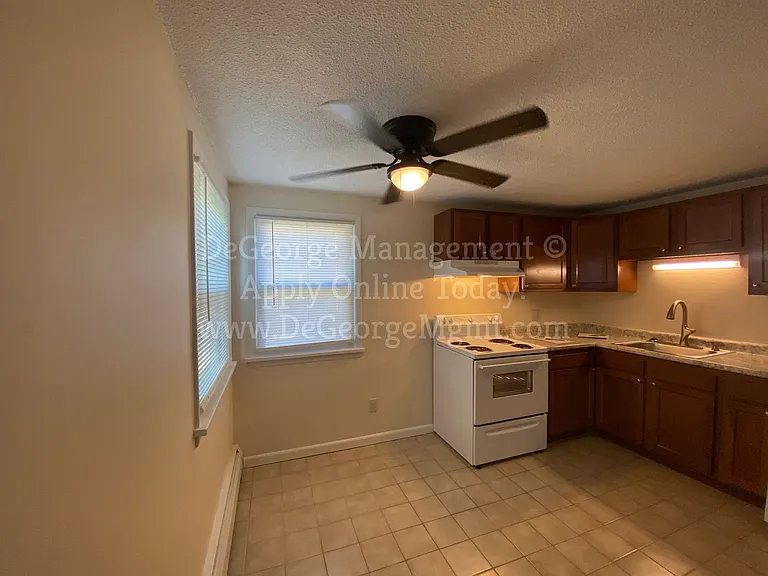 Walworth Garden Apartments — Photo 22