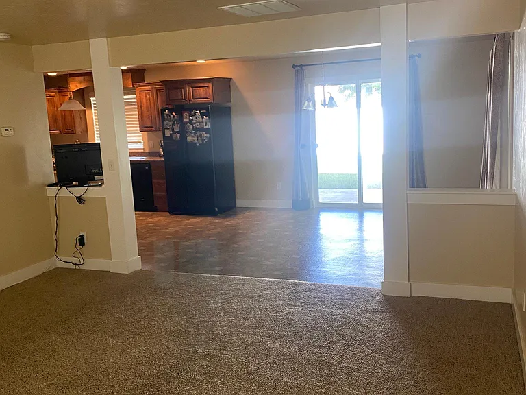 525 W 980 N — Photo 14