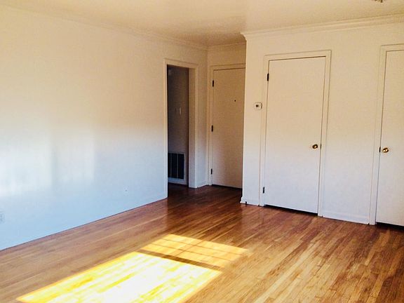 5th image of 2017 Saint Michael Dr APT 5