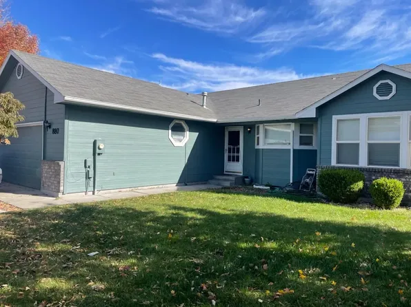 880 Aspen Pl, Mountain Home, ID 83647