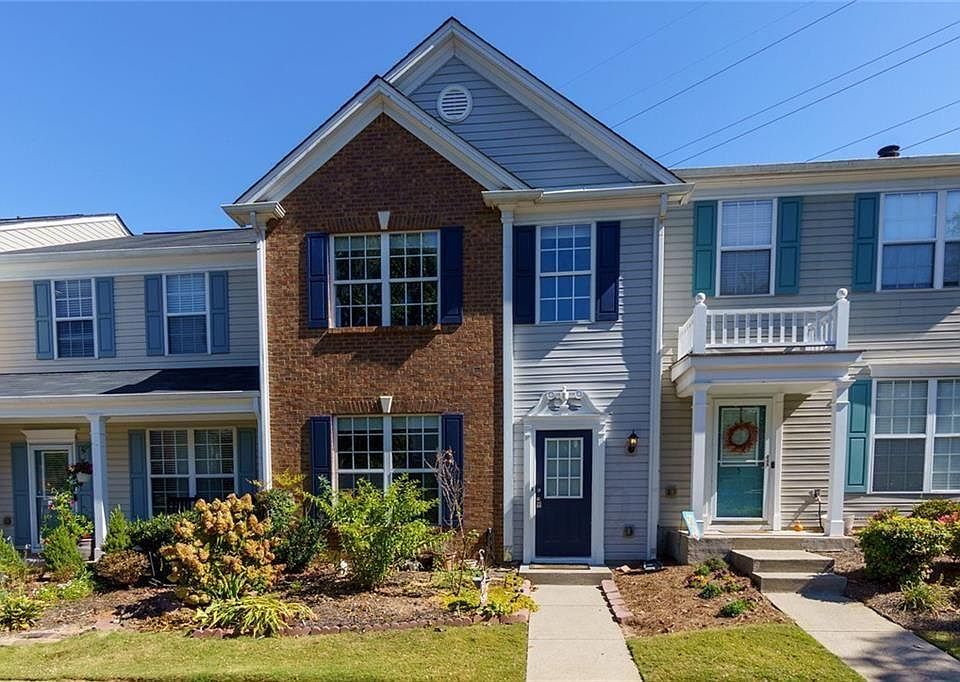 1st image of 13300 Morris Rd Unit 4