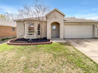 3406 Kent St, Midlothian, TX 76065