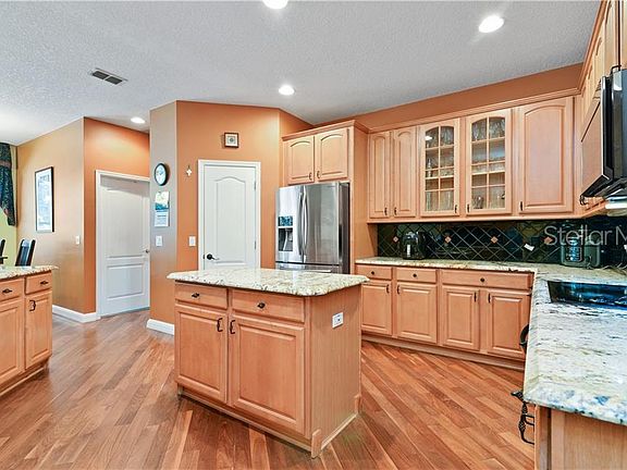 4th image of 9519 Westover Club Cir