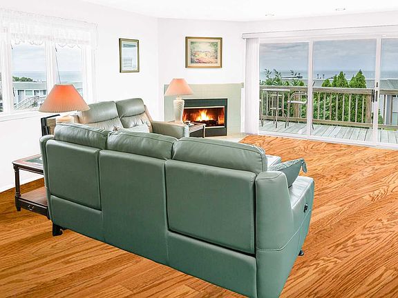 2nd image of 1805 Bluffs Dr S