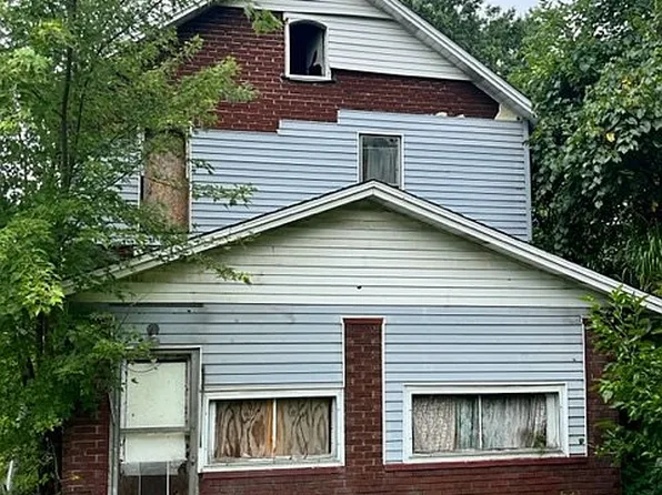 206 Water St, Dickerson Run, PA 15430