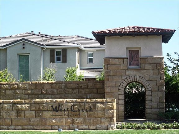 3rd image of 28657 Pietro Dr