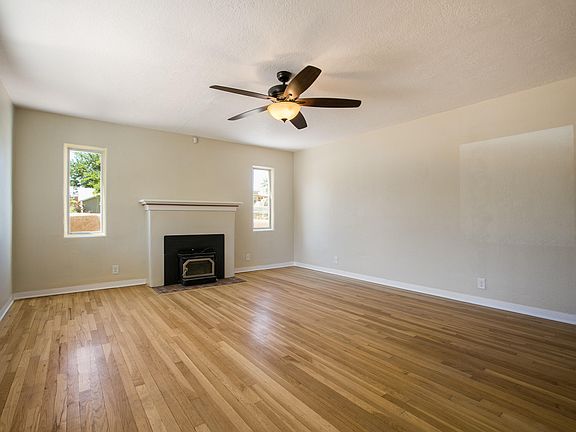 5th image of 1413 Vassar Dr SE