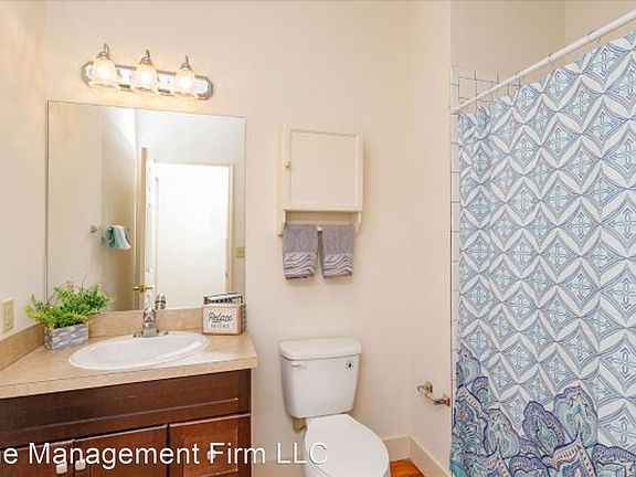 5th image of 13 Harris St #205
